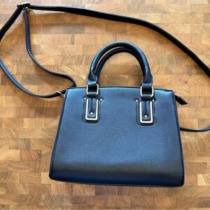 Black Handbag w/Adjustable Strap